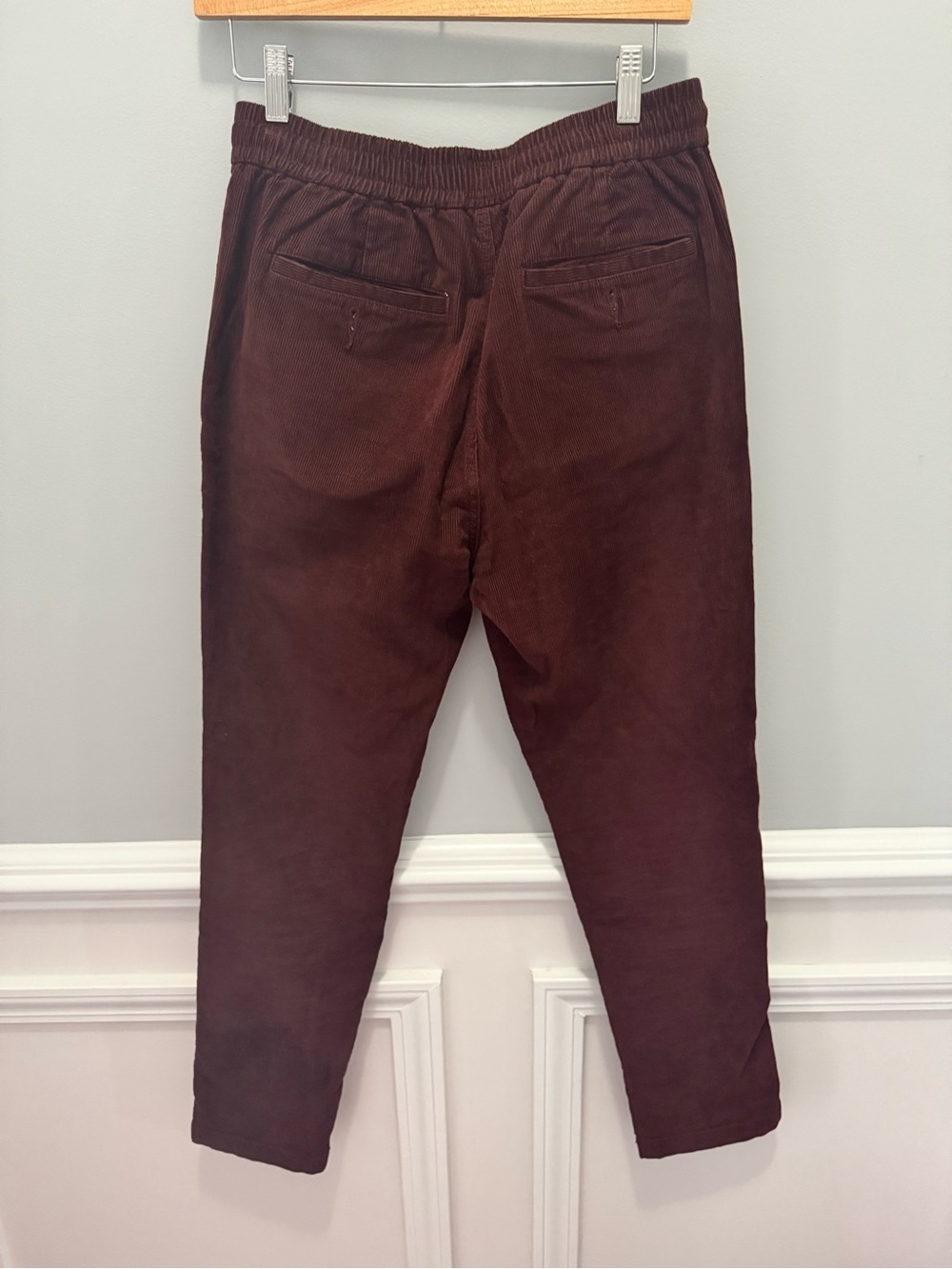 J. Crew Men's Corduroy Drawstring Pants in Burgundy - Picture 4 of 8